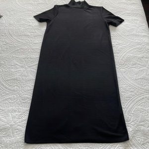 Zara Black Short Sleeve Mock Neck MIDI Dress Size M